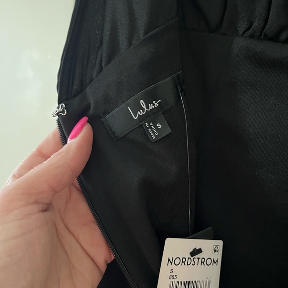 NEW! Lulu’s Stunning Black Gathered Organza Bodice with Oversized Bow - Picture 7 of 14